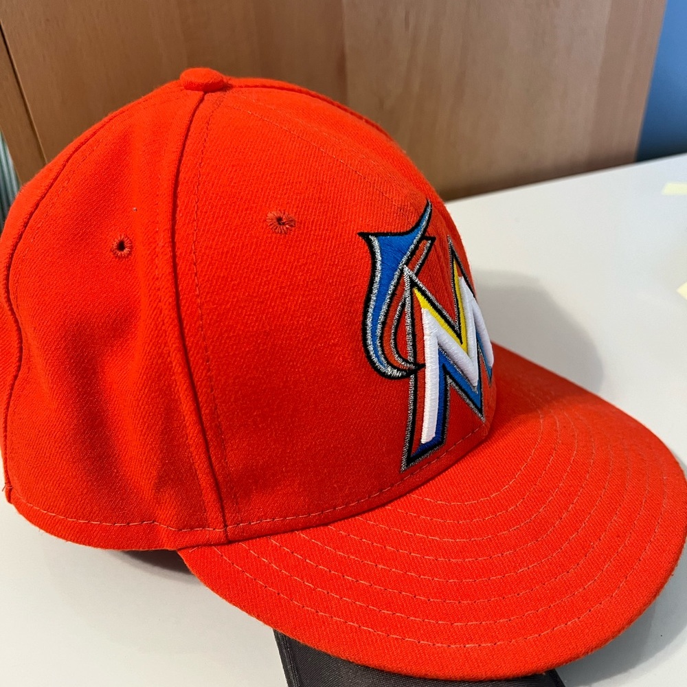 Florida Marlins Hat Cap Authentic New Era USA 59FIFTY Fitted - Picture 2 of 7